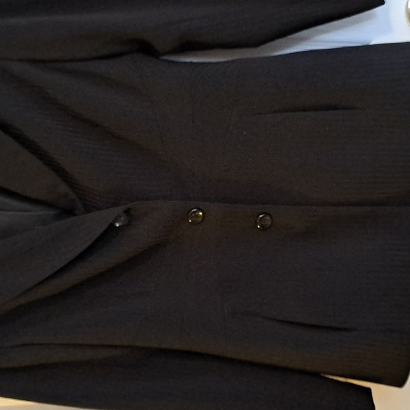 Isabella Suits Business Black Pin Stripe Suit Women's Size 10 - Picture 3 of 15